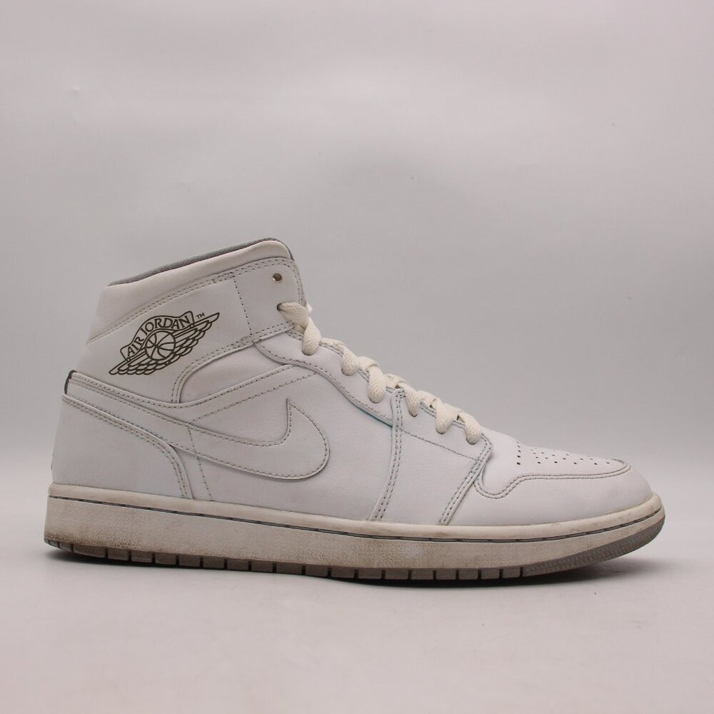 Nike Air Jordan 1 Men's Size 9.5 Mid White Wolf Grey Leather Sneakers 554724-112